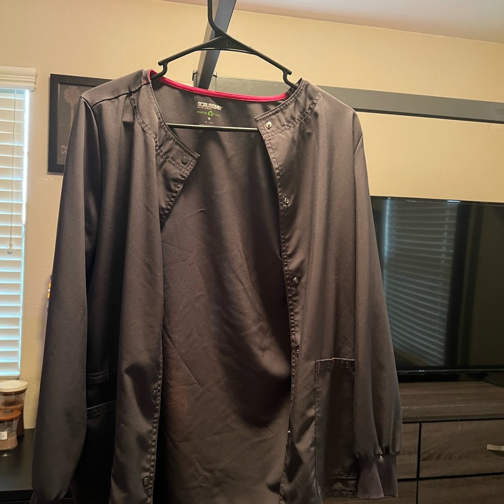 Scrub jacket - Picture 3 of 3